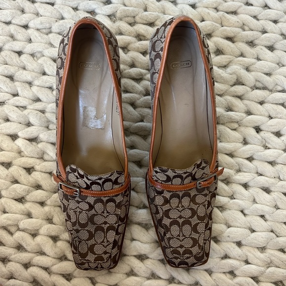 Coach Logo Square Toe Pumps - Picture 7 of 12